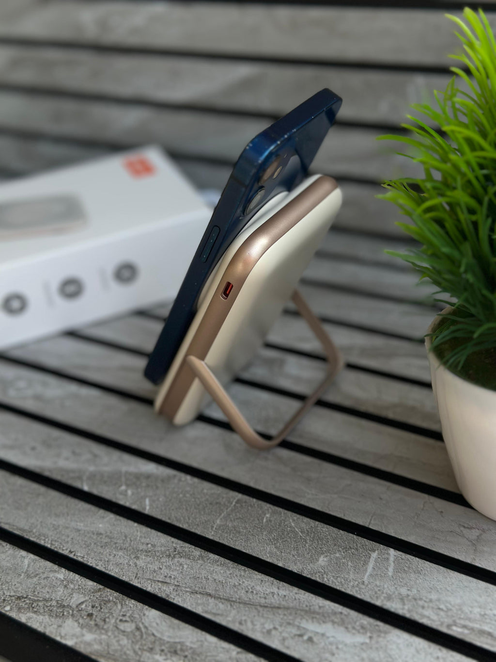 10,000 mAh powerbank