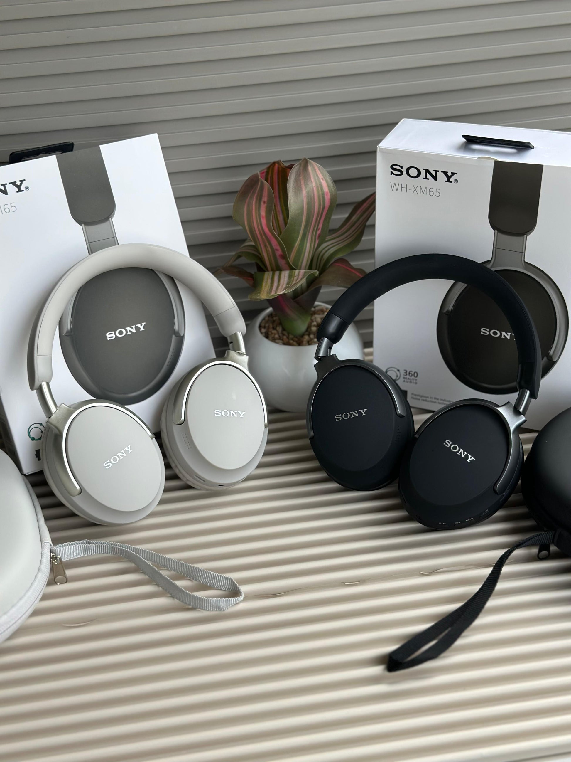 Headphone