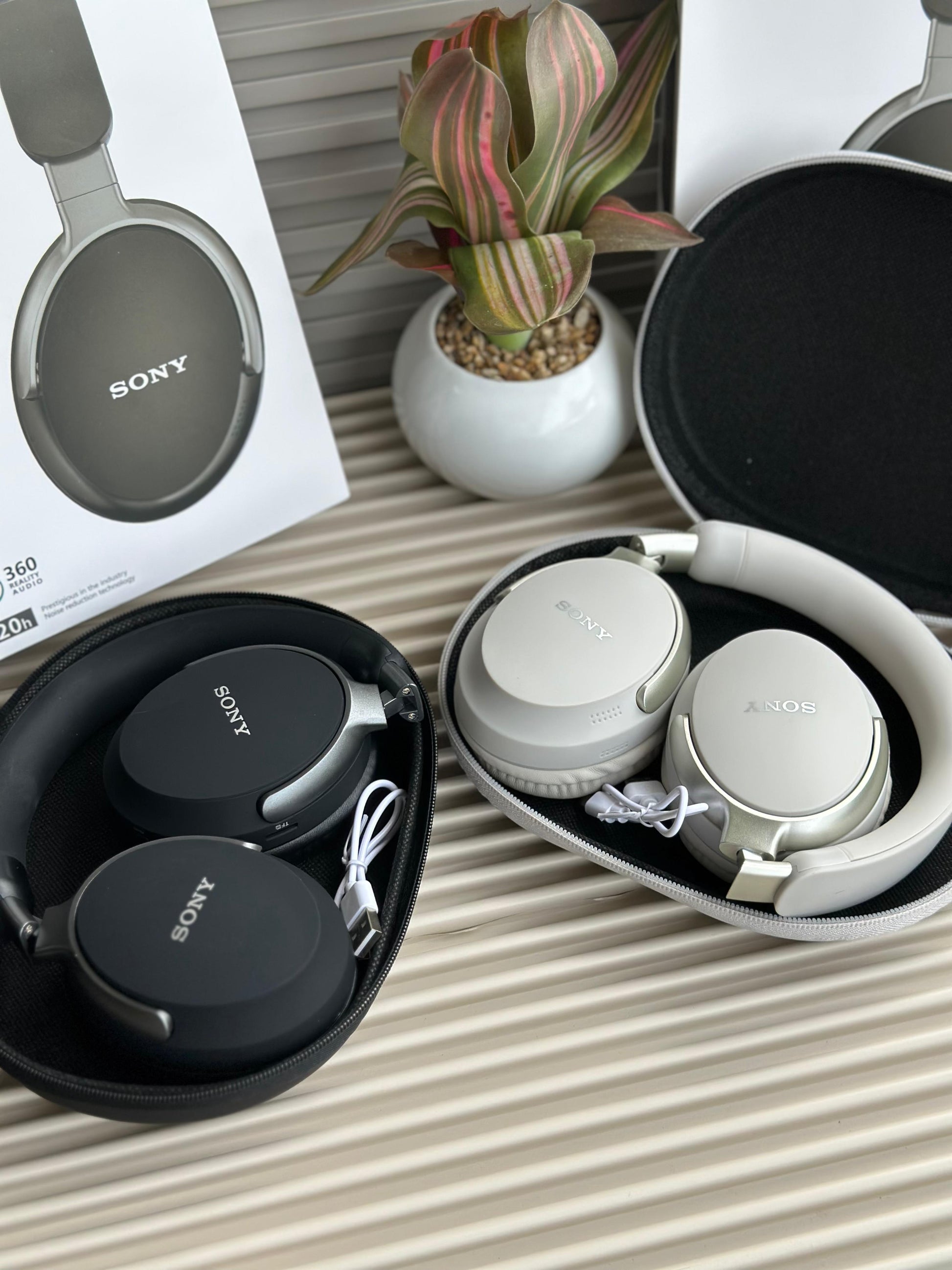 Headphone
