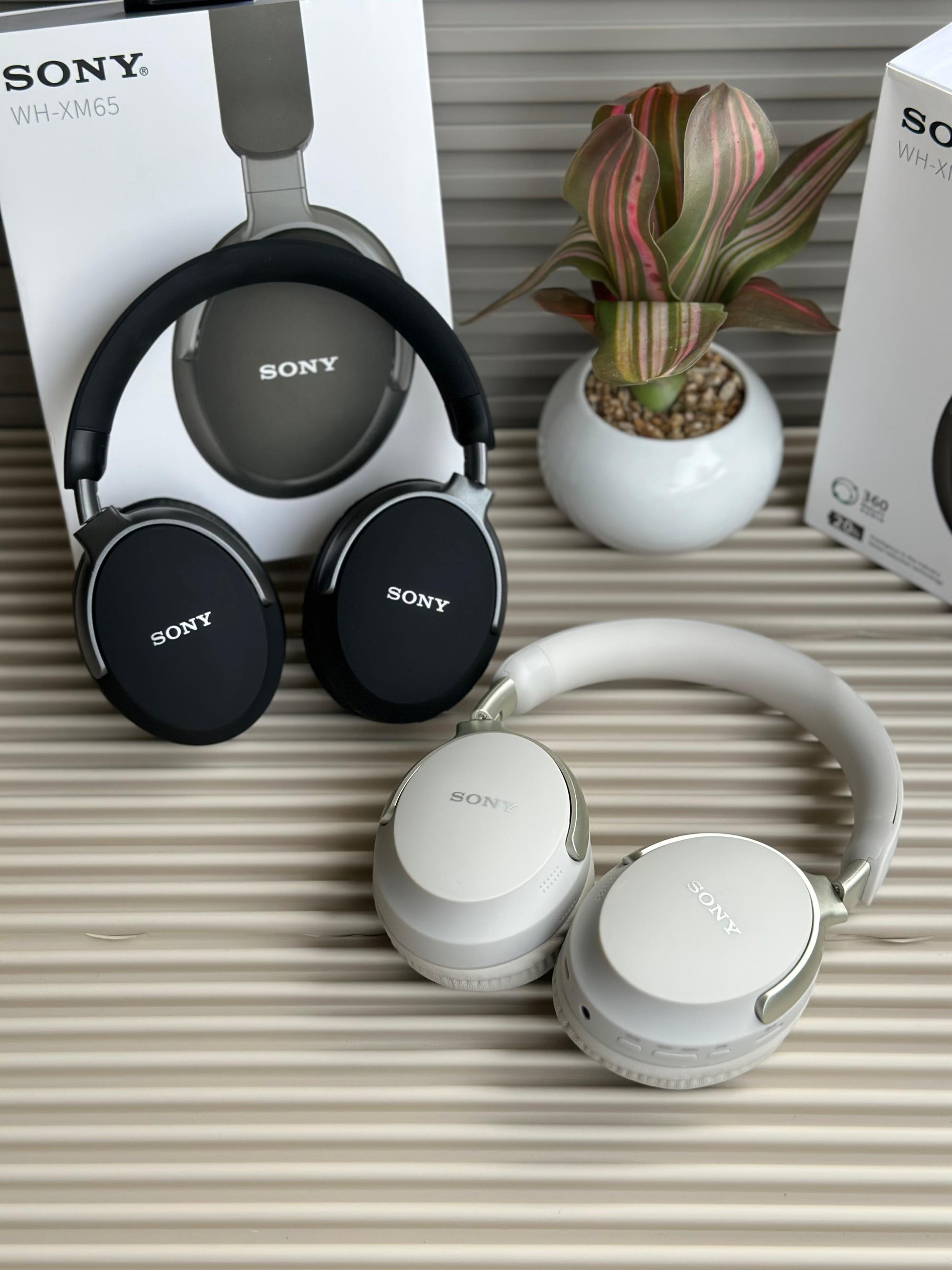Headphone
