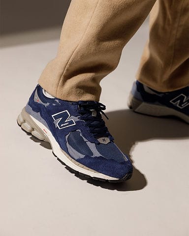 New Balance 2002R