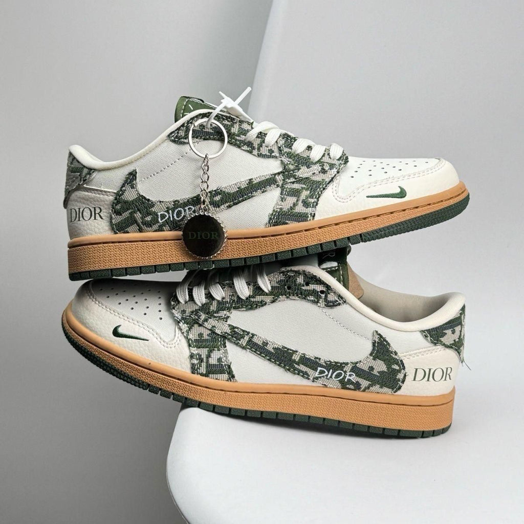 Nike Air Jordan 1 X Travis Scott X Dior