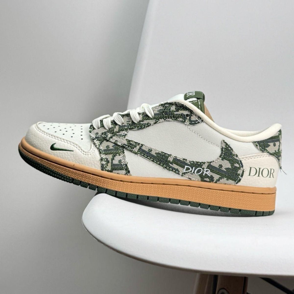 Nike Air Jordan 1 X Travis Scott X Dior